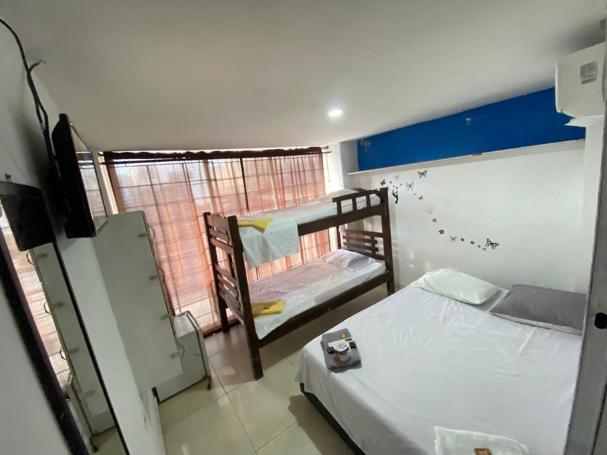Mirador Del Castillo Hotel *