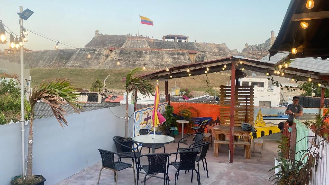 Mirador Del Castillo Hotel *